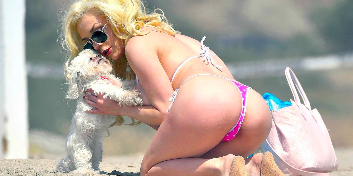 Courtney Stodden: A Sexy Bombshell Or A Disaster?